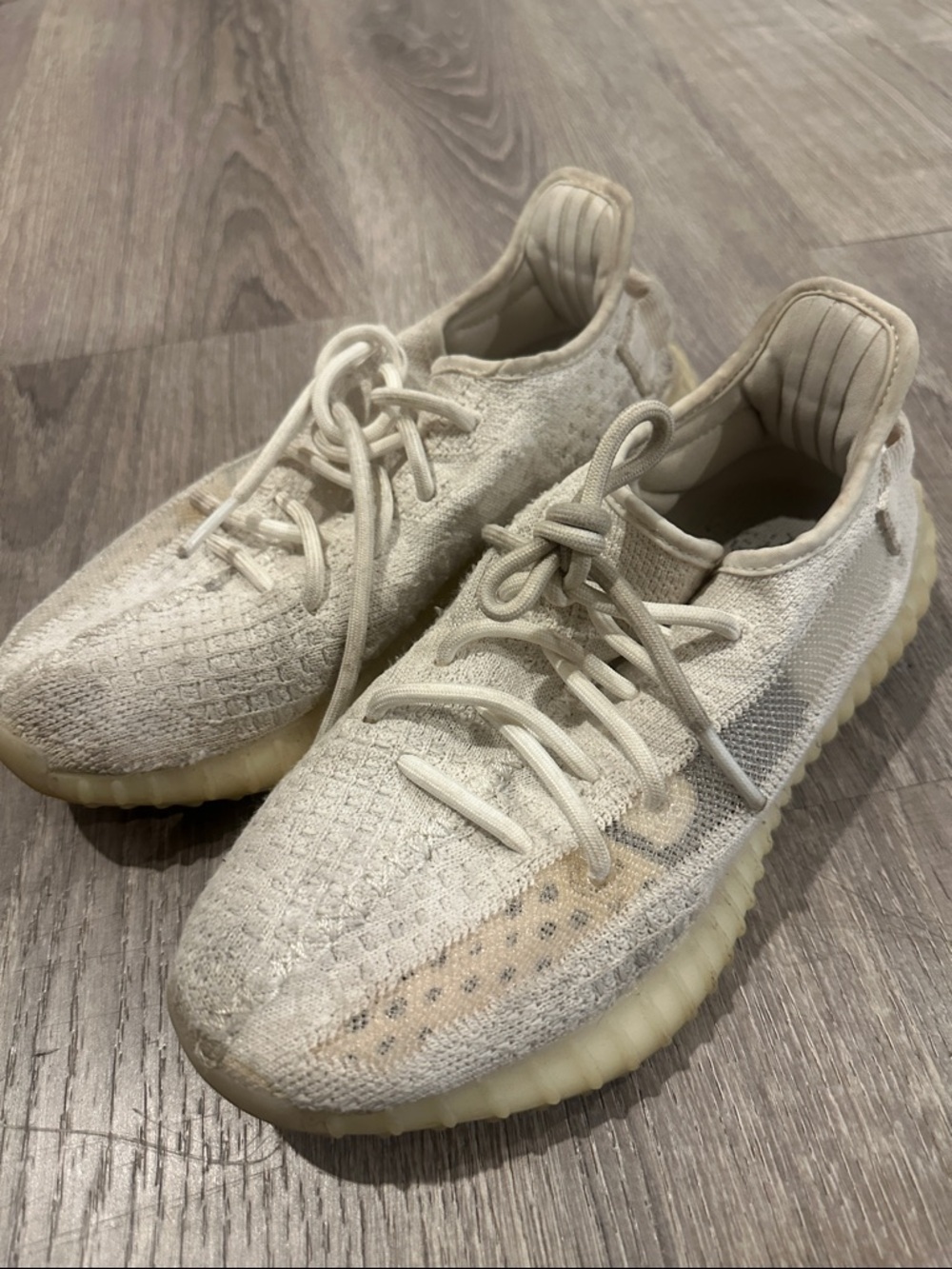 Addidas Yeezy boost 350 v2 cream sneakers size 6 men’s / 8 women